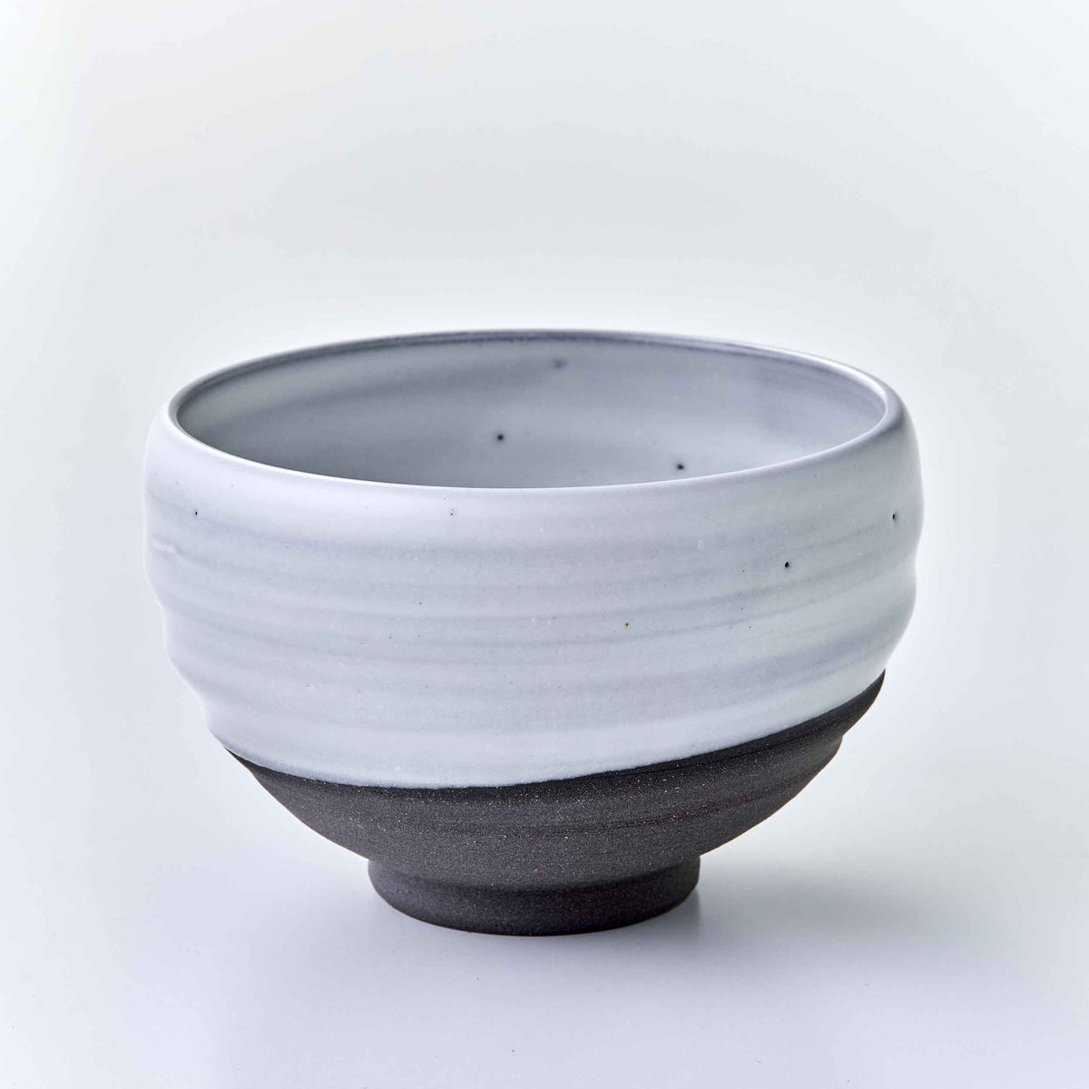 Ciotola per matcha (ceramica Kyōyaki-Kiyomizuyaki)
