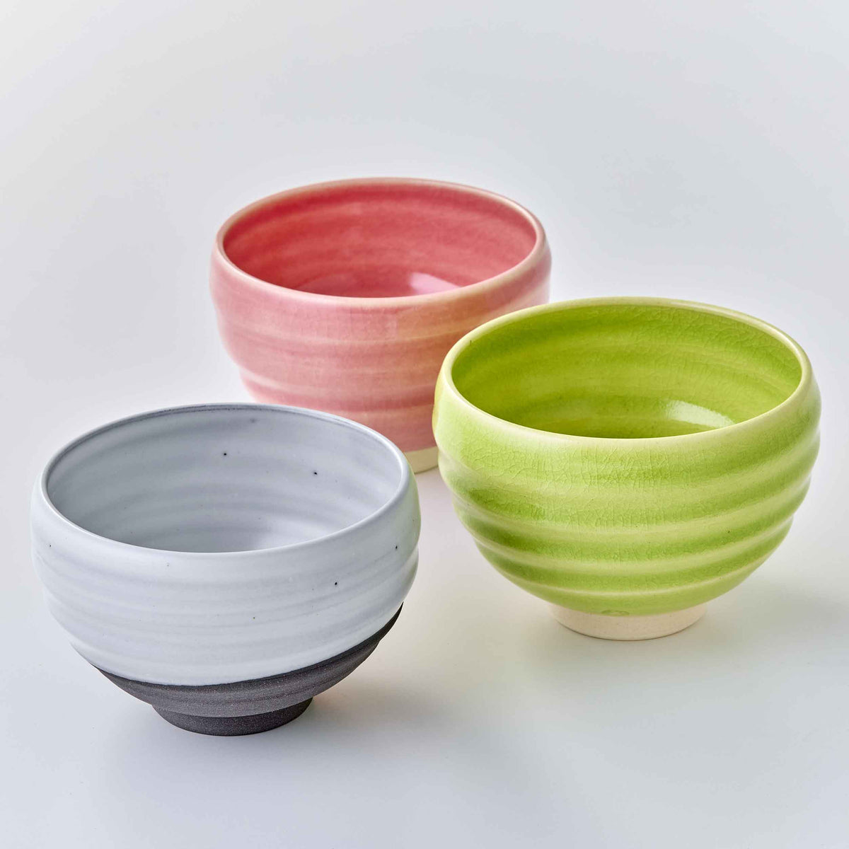 Ciotola per matcha (ceramica Kyōyaki-Kiyomizuyaki)